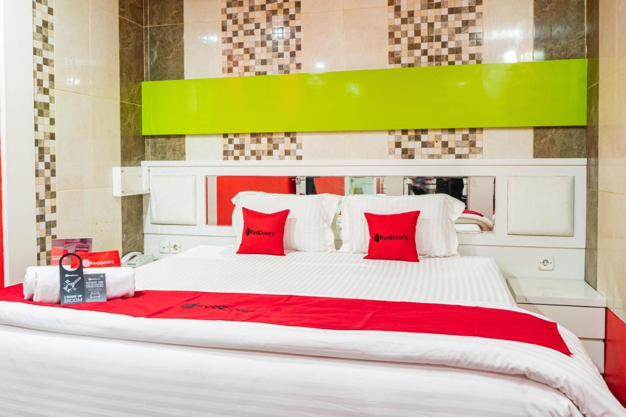 Reddoorz Plus Near Chadstone Mall Μπεκάσι Εξωτερικό φωτογραφία